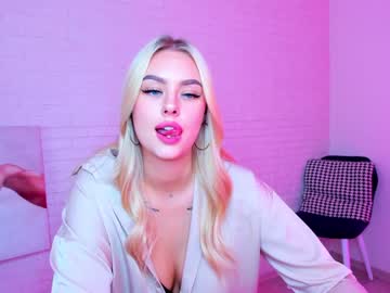 Naked cam girl 8a8y_nura image #1804469