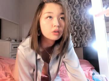 Naked cam girl hyun_chia image #1763476
