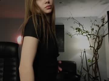 Naked cam girl klayro image #4065145
