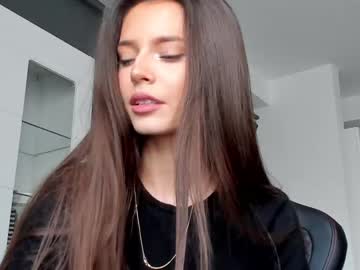 Naked cam girl isia_slay image #3476070