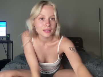 Naked cam girl marry_jein image #2139221
