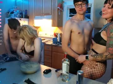 Naked cam couple ellie_bear image #1551605