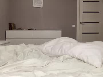 Naked cam girl lily_holy image #2088418