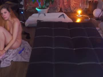 Naked cam girl juicyandthepussyblvd image #3232708