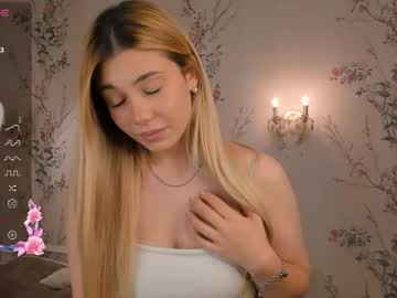 Naked cam girl loraalvey image #4029412