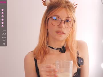 Naked cam girl illegaldream image #3352148