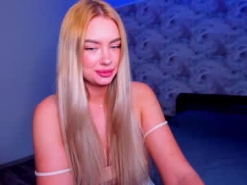 Naked cam girl 8a8y_nura image #3369597
