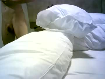 Naked cam girl hornypetitegirl77 image #2258577