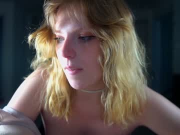 Naked cam girl crimsonxrapture image #1039422