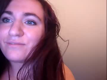 Naked cam girl leann1310 image #2866759