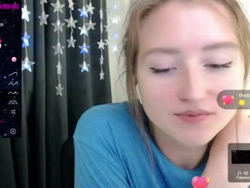 Naked cam girl kailaroset image #1738954