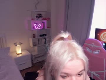 winky_pink naked cam