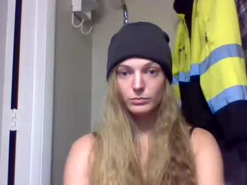 Naked cam girl trailorswiftyourmobil3hoe image #425258
