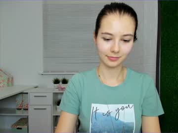Naked cam girl carolineprise image #713422
