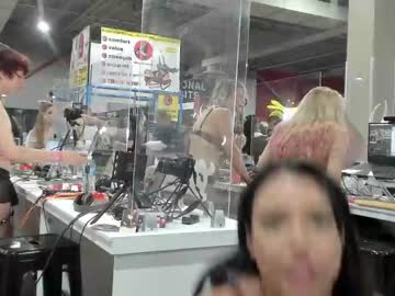 Naked cam girl rach_rach image #2212076
