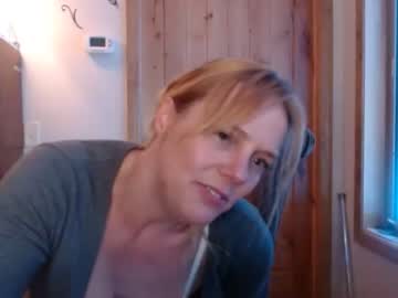 Naked cam girl deloresdoes image #925857