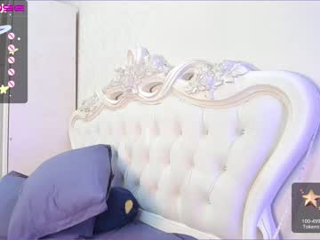 Naked cam girl akura_01 image #3094476
