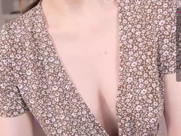 Naked cam girl _blackbee_ image #1097333