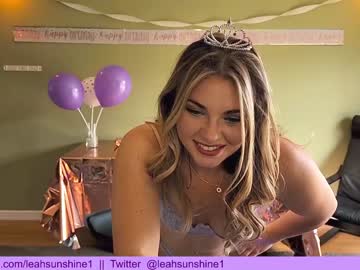 Naked cam girl leahsunshine image #2002552