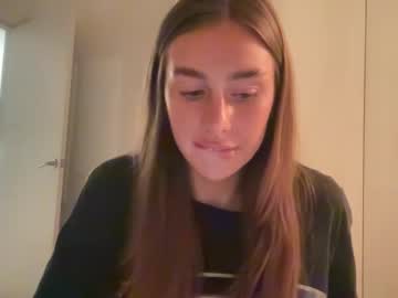 akinkykittyy naked cam