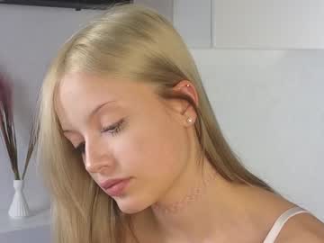 Naked cam girl lovendy image #4046622