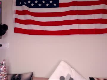 Naked cam girl lissa_wayne image #3249785