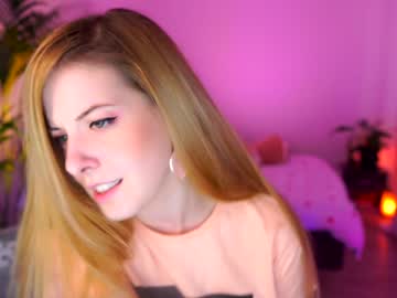 Naked cam girl juicyandthepussyblvd image #1394343