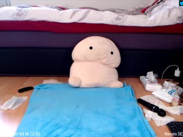 Naked cam girl lunaticminx image #2114515