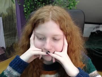 Naked cam girl molly_redhead image #887233
