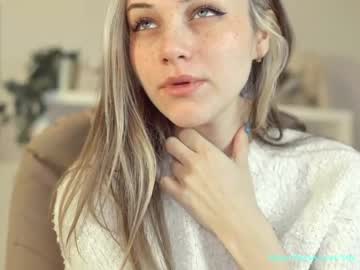 Naked cam girl mia_milagros image #1795903
