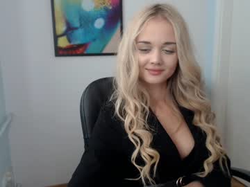 Naked cam girl leila_il image #2380538