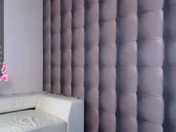 petragrine naked cam