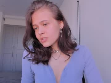 Naked cam girl adriana_hill image #2115397