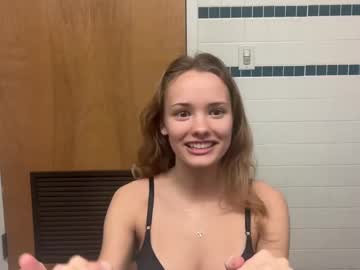 maddybabyy223 naked cam