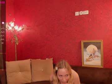 gupihlupi naked cam