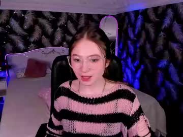 vivi_rosse naked cam