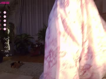 Naked cam girl karrin image #3079048