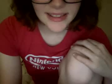 Naked cam couple littlelunaishorny image #1049572