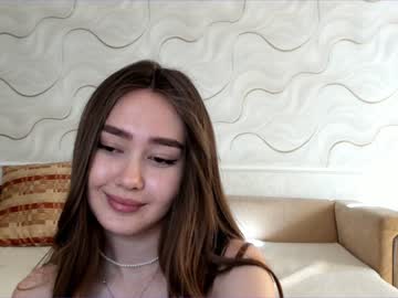 Naked cam girl alisa_foxxx image #2025595