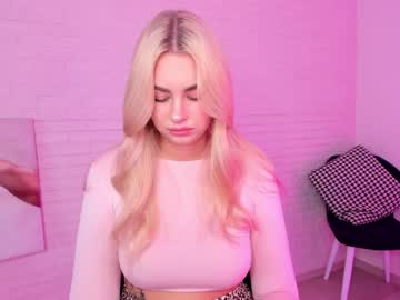 Naked cam girl 8a8y_nura image #1530791