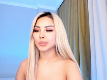 Naked cam girl bae_suz image #286236