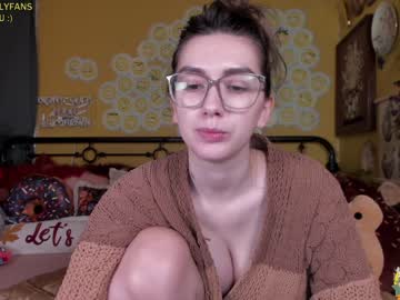 Naked cam girl daydreamur_gurl image #453803