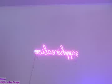 Naked cam girl sapphirealice image #2359250