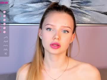 aryawayne naked cam