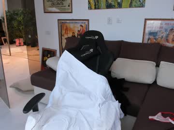 Naked cam girl lenna_godess image #2794873