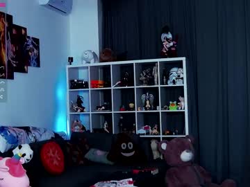 Naked cam girl madnessalise image #2898704
