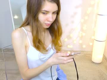Naked cam girl ellaxsunrise image #3615526