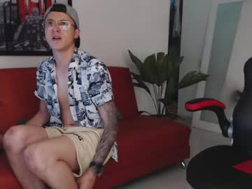 Naked cam man fratguysonline image #2652688
