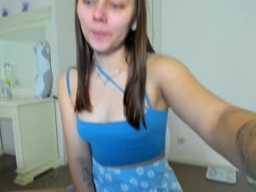 Naked cam girl eleonora_linn image #2752151