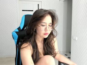 Naked cam girl mei_tin image #2300428